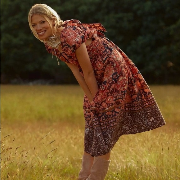 NWT Anthropologie- Red and brown floral plunge printed babydoll dress.Size 10. - Picture 4 of 10